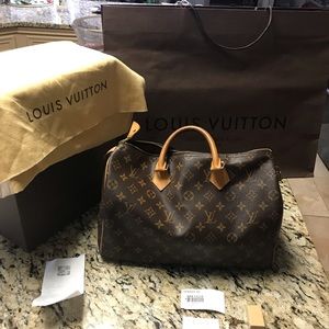 AUTHENTIC Louis Vuitton Speedy 35